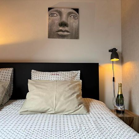 Gastenverblijf Chambre Damis - Geniet Van Haspengouw, Buiten En Binnen! Heers Eksteriør bilde